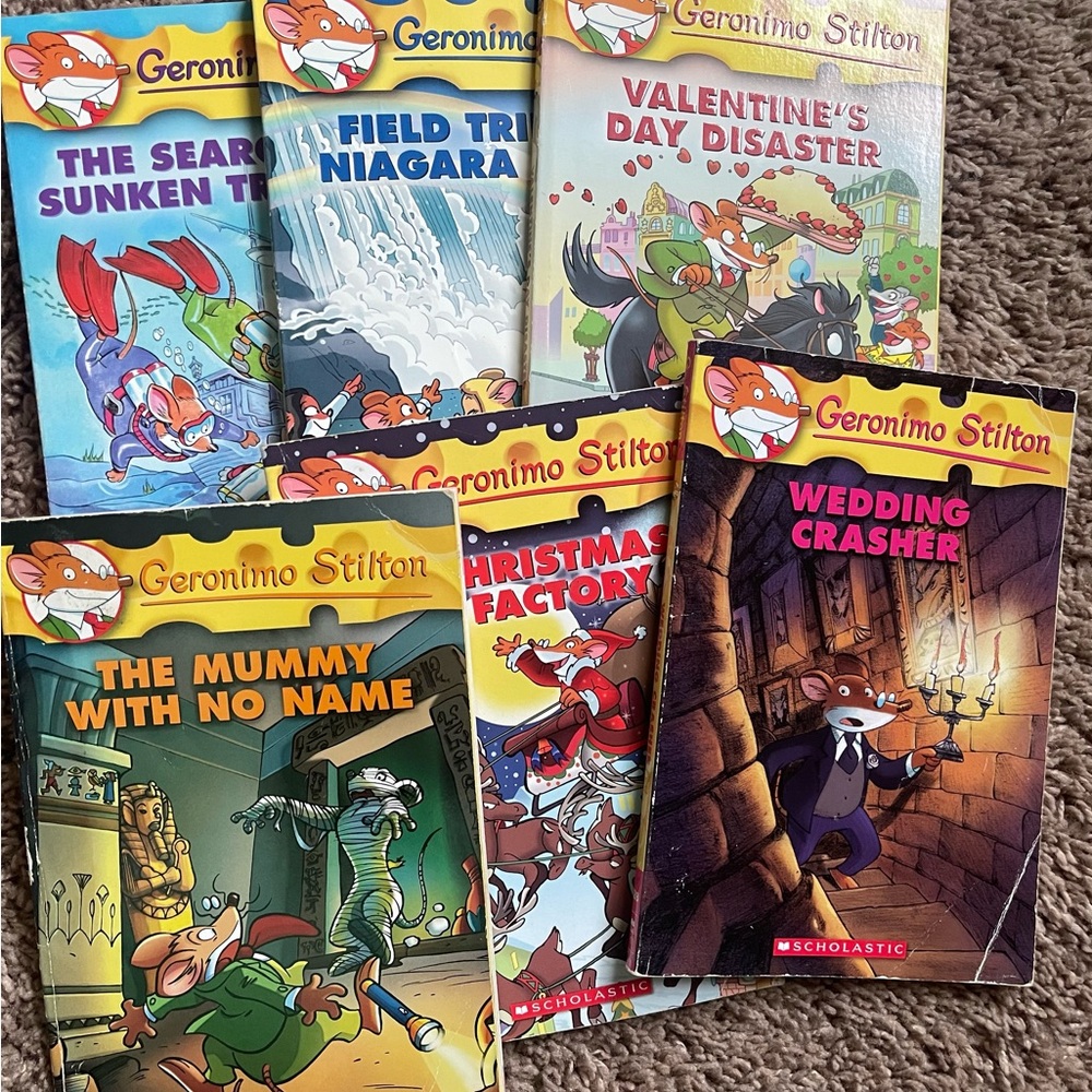 Scholastic Geronimo Stilton Colorful Book Set